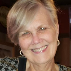 Meet your Posher, Debi